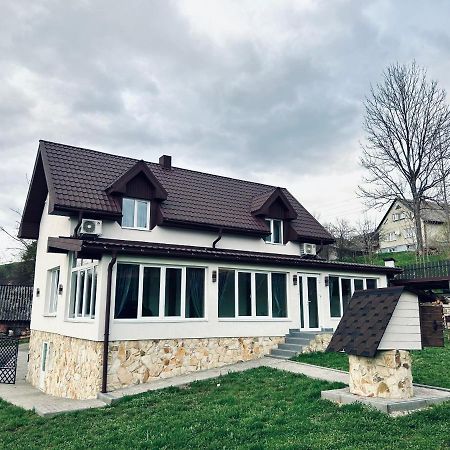 Вілла Смерекова Хата Pilipets Exterior foto